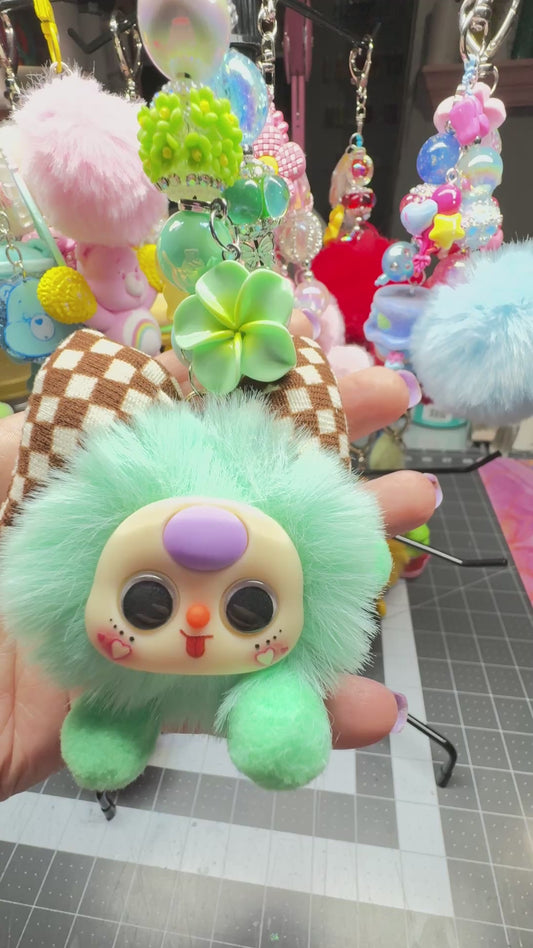 RABBIT BOW BAG CHARM GREEN
